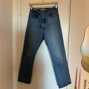 Levi’s Wedgie Straight Denim Jeans Medium Wash Size:31